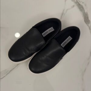 Steve Madden Black Slip-On Women’s Shoes